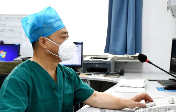 河北以岭医院联合应用冠脉旋磨术和血管内冲击波完成高难度支架介入治疗