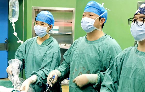 河北以岭医院成功完成一例超低位直肠癌保肛手术