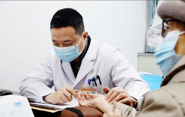 心梗介入术后仍胸痛 微循环障碍是关键 中医药辨证心肺同治益气通络 保护心肌促康复